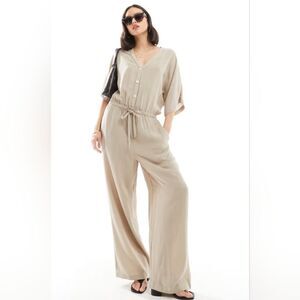 NWT Pretty Lavish Carey Easywear Jumpsuit in Stone Size 8